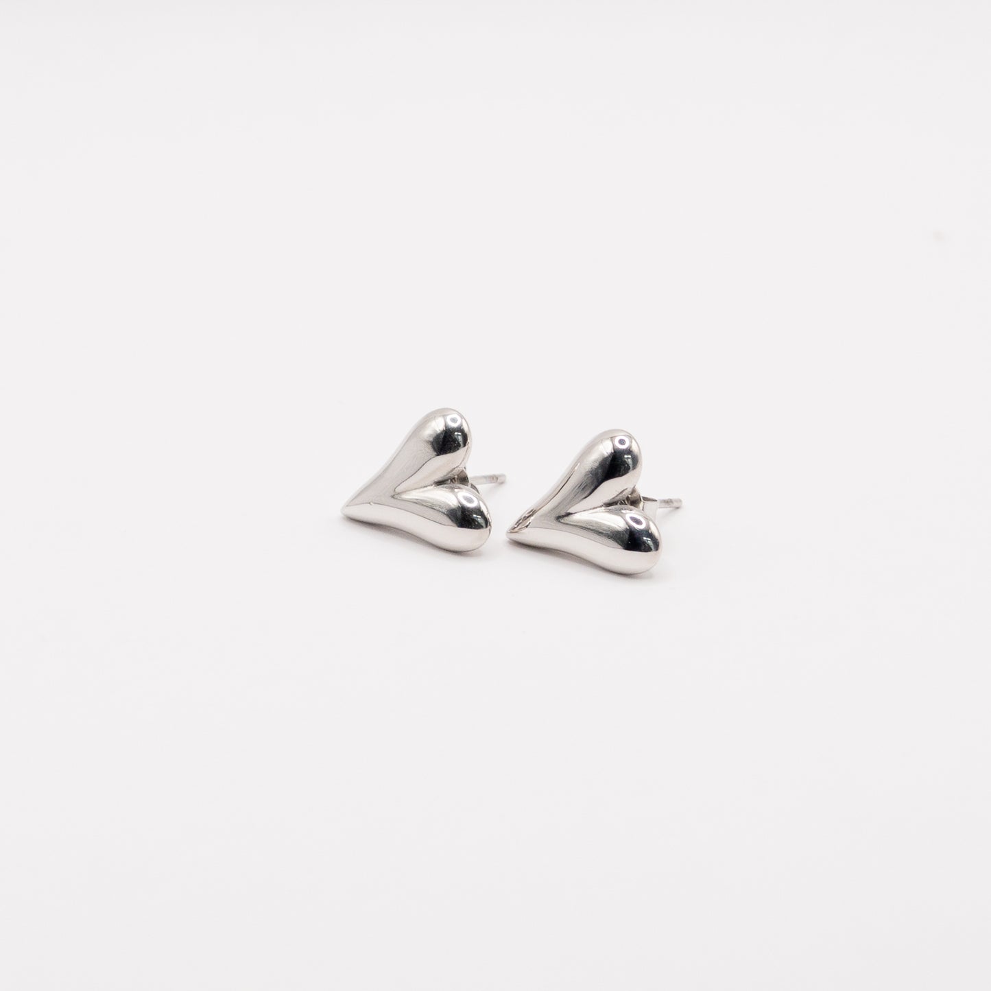 Amour Studs