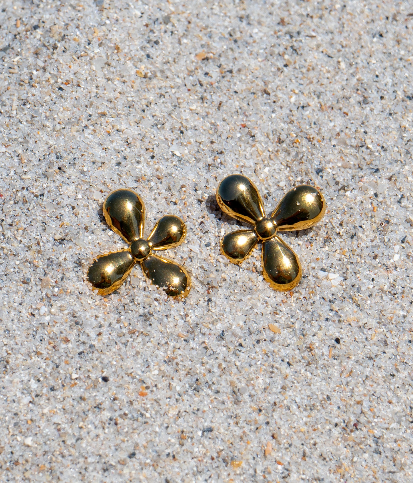 Petalo Earrings