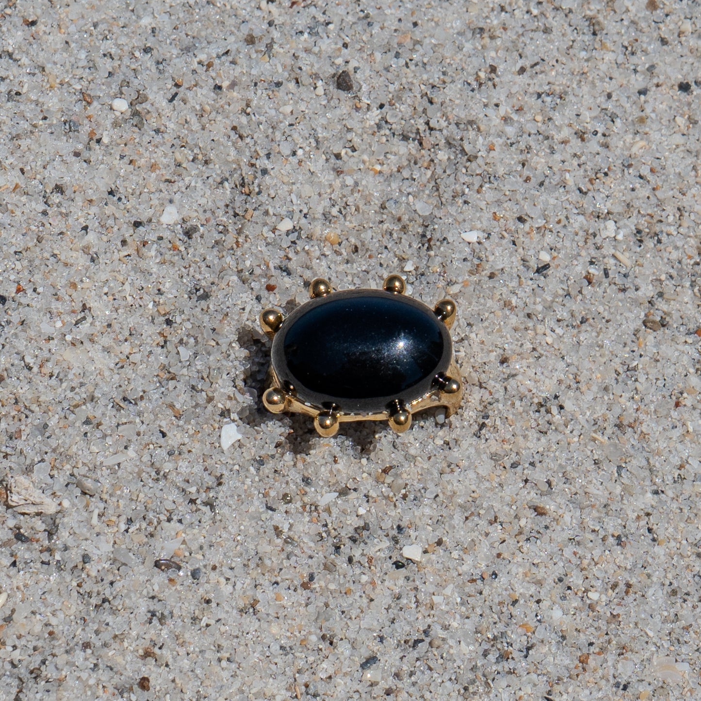 Sole Nera Ring