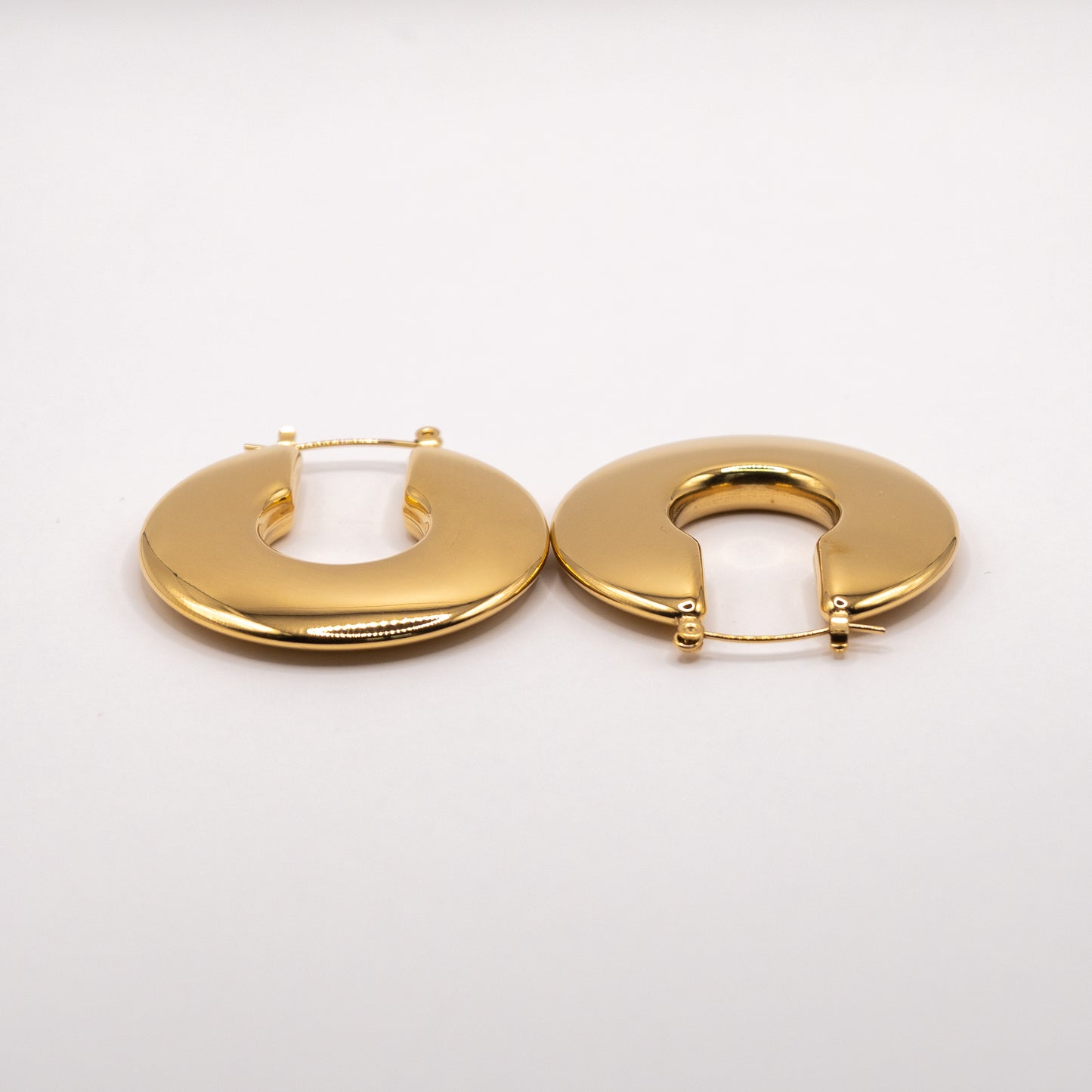 Valentina Hoops